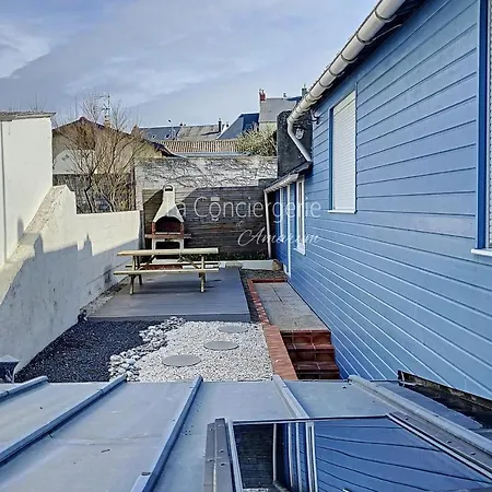 Am 57 - The Blue House Tatil Evi *
