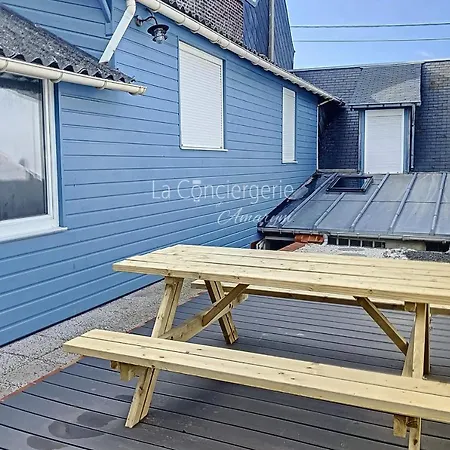 Am 57 - The Blue House * Ault