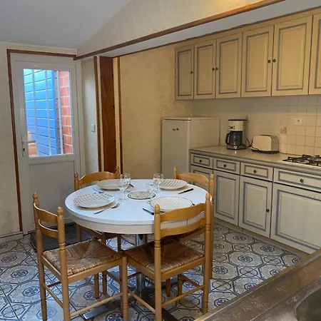 בית נופש Am 57 - The Blue House