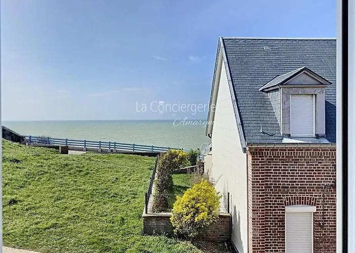 Am 57 - The Blue House Holiday home Ault