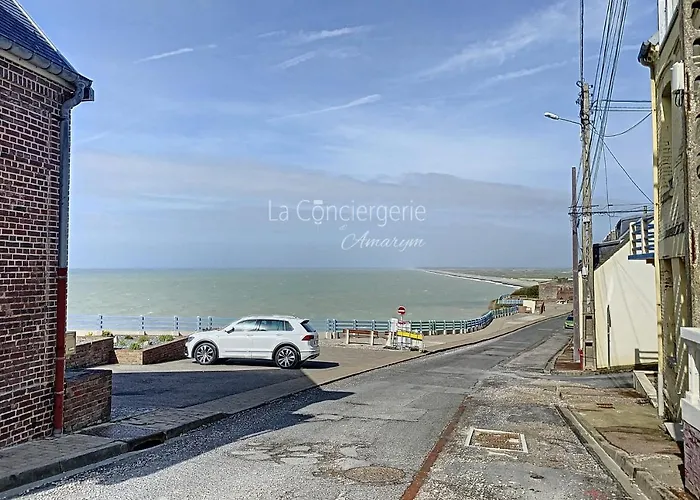 Am 57 - The Blue House